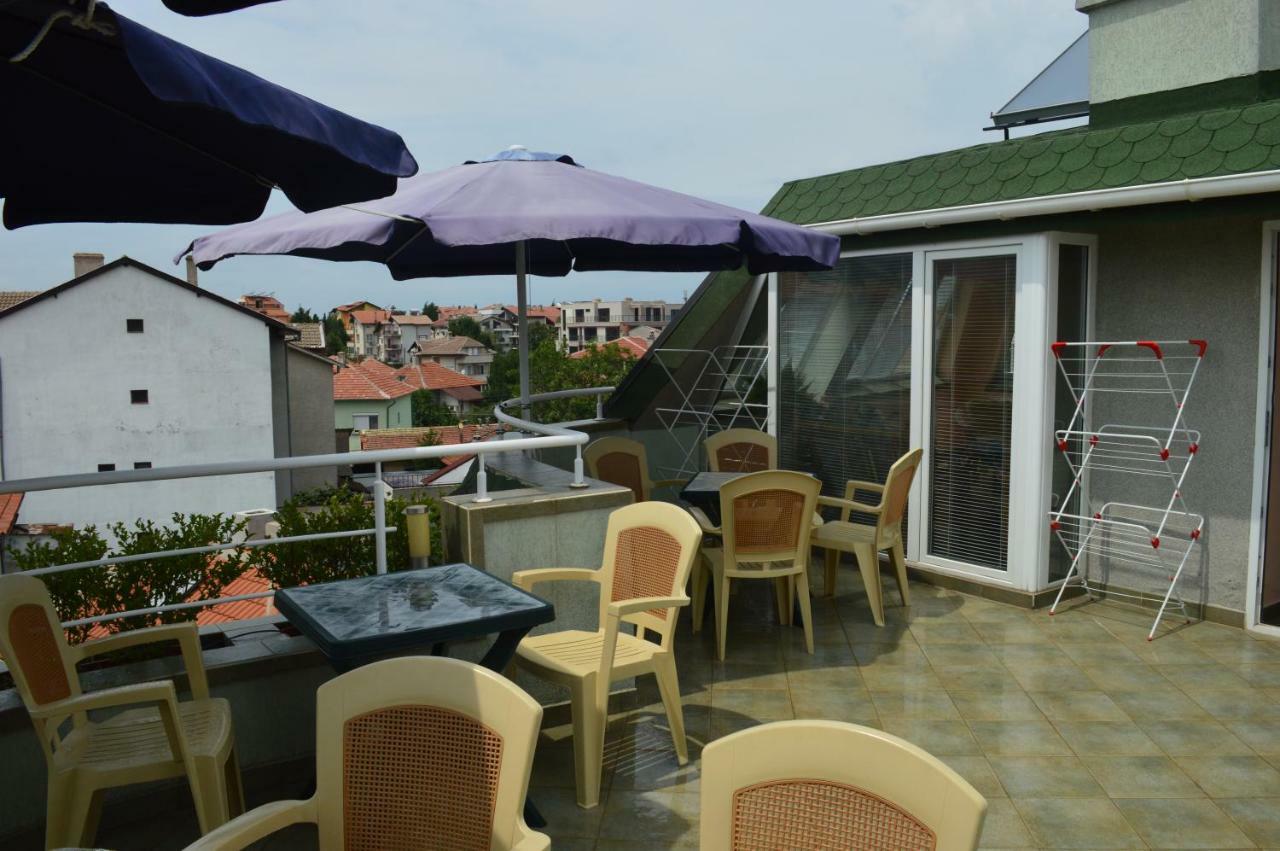 Dimana Hotel Chernomorets Exterior foto